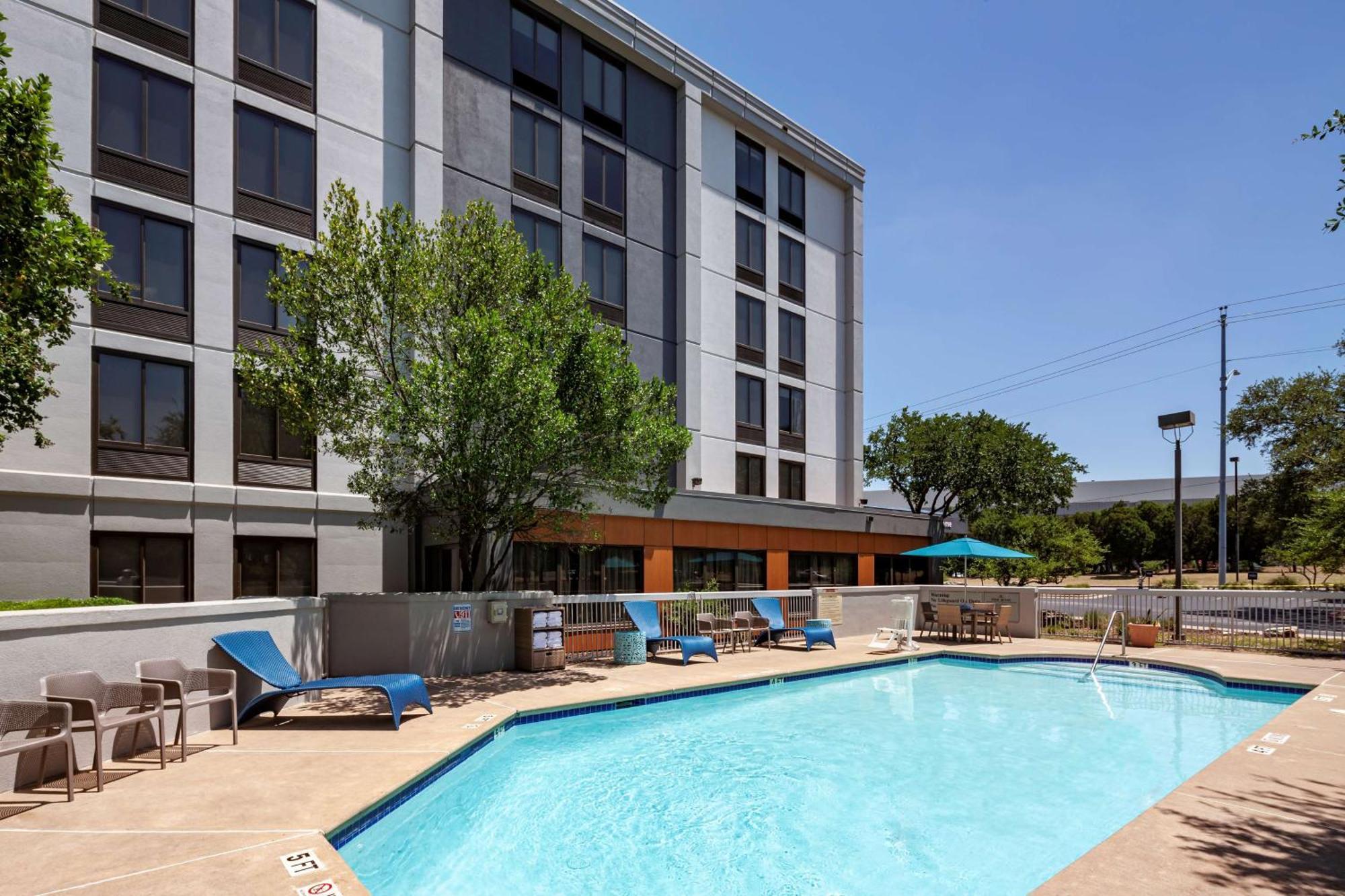 Hampton Inn Austin Nw Near The Domain Εξωτερικό φωτογραφία