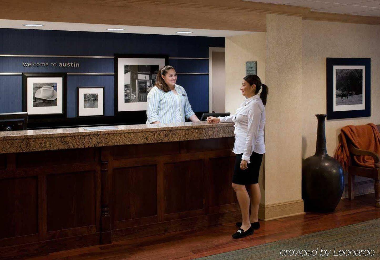 Hampton Inn Austin Nw Near The Domain Εξωτερικό φωτογραφία